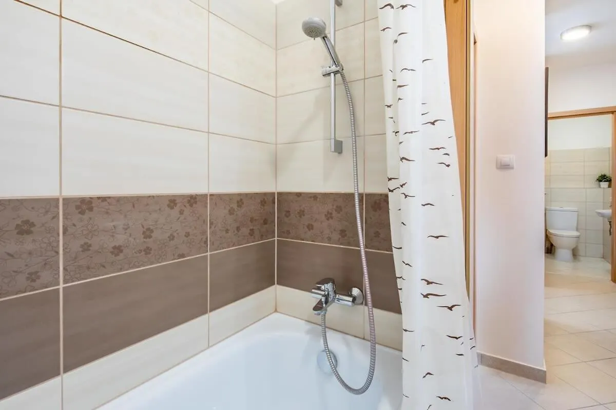 Apartment Central - Balcony - Modern Home Budapest
