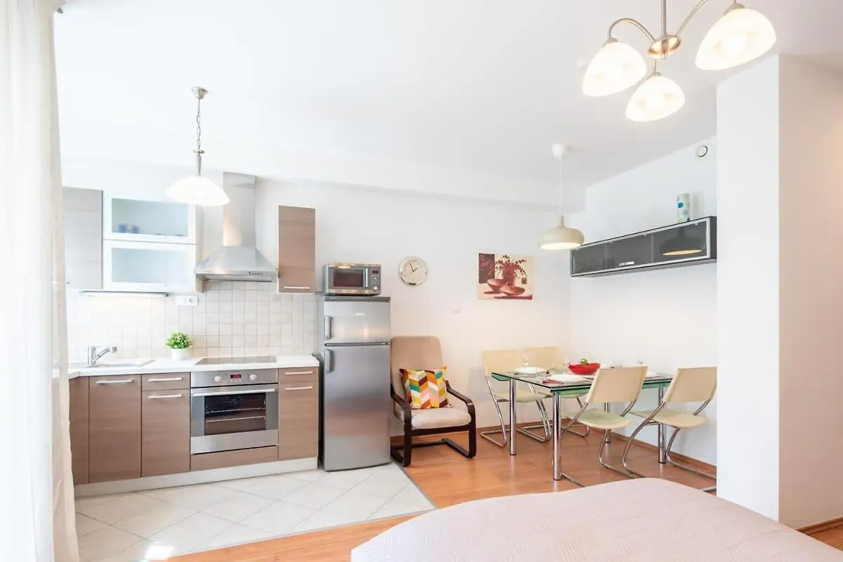 Central - Balcony - Modern Home Budapest Apartment