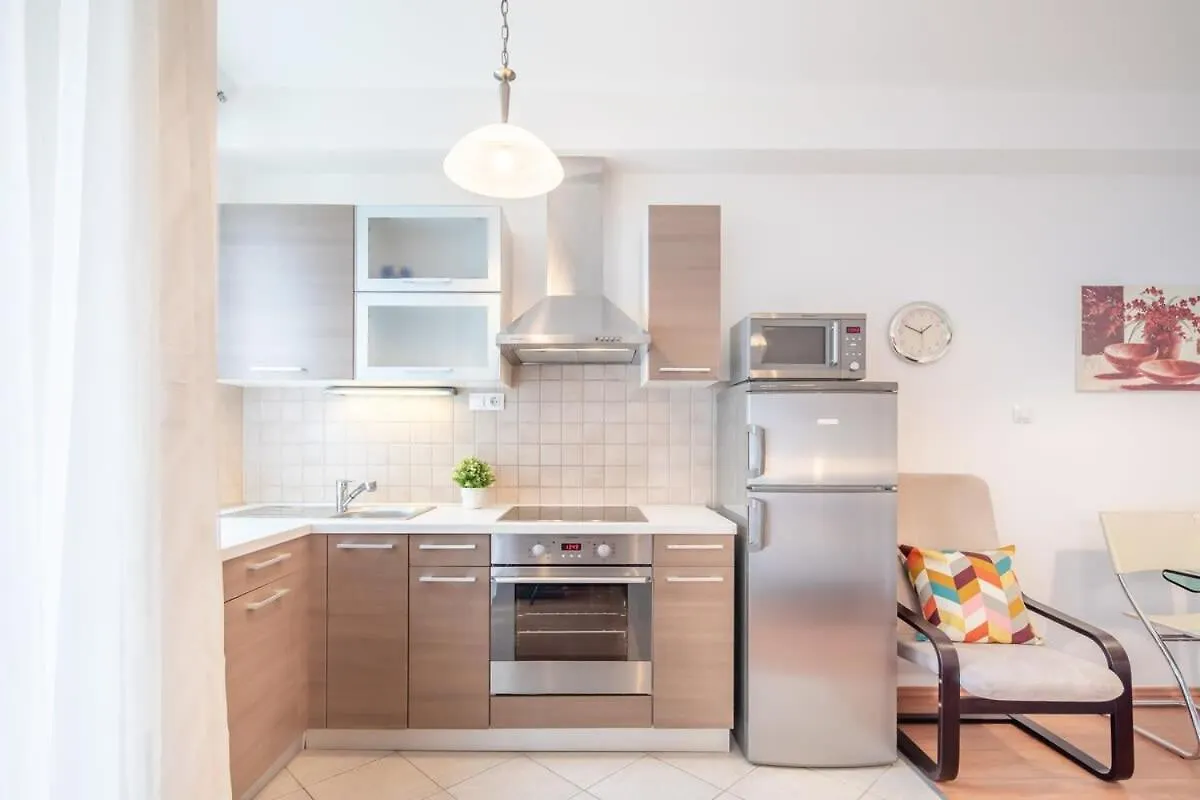 Apartment Central - Balcony - Modern Home Budapest