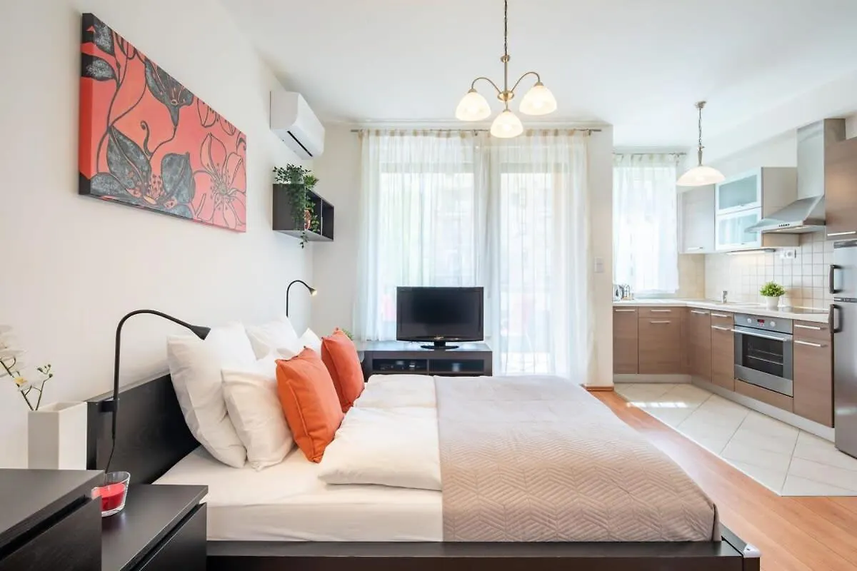 Central - Balcony - Modern Home Budapest 0*,  Hungary